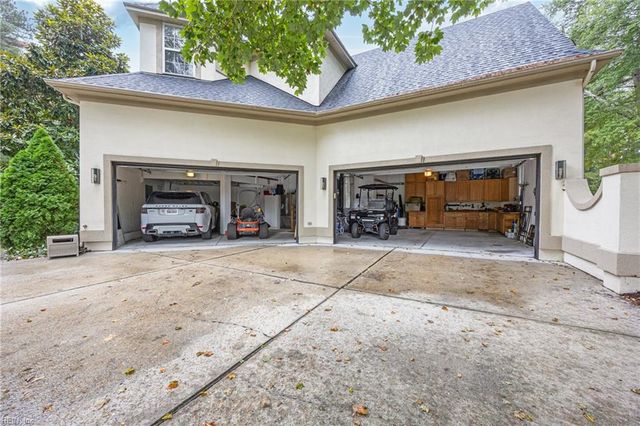 745 Forest Mills RD, Chesapeake, VA 23322