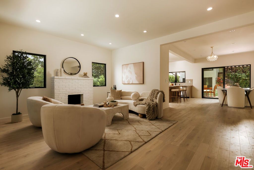 129 N Almont Drive, Los Angeles, CA 90048 — photo 4