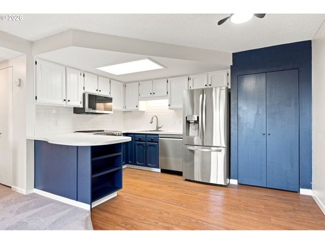 12243 Sw KING ARTHUR St, King City, OR 97224