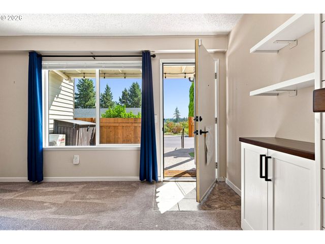 12243 Sw KING ARTHUR St, King City, OR 97224