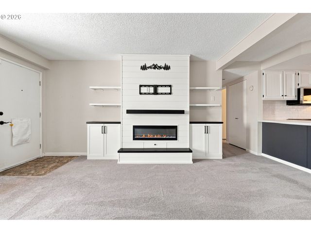 12243 Sw KING ARTHUR St, King City, OR 97224