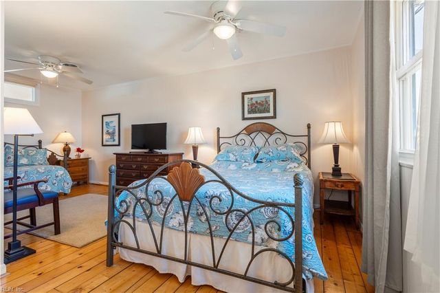 2253 Sandfiddler Rd RD, Virginia Beach, VA 23456