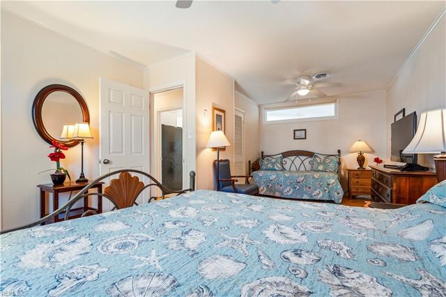 2253 Sandfiddler Rd RD, Virginia Beach, VA 23456