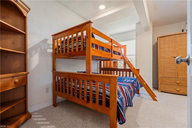 2253 Sandfiddler Rd RD, Virginia Beach, VA 23456