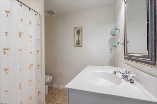 2253 Sandfiddler Rd RD, Virginia Beach, VA 23456