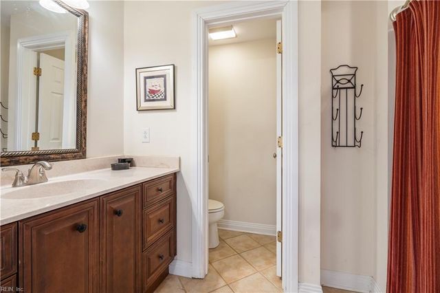 2253 Sandfiddler Rd RD, Virginia Beach, VA 23456