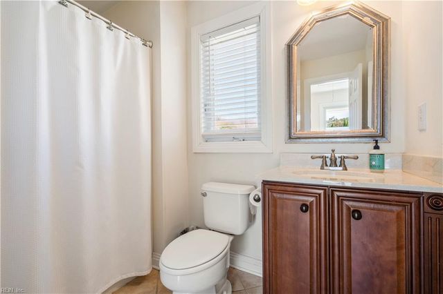 2253 Sandfiddler Rd RD, Virginia Beach, VA 23456