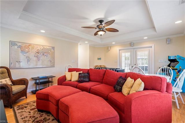 2253 Sandfiddler Rd RD, Virginia Beach, VA 23456