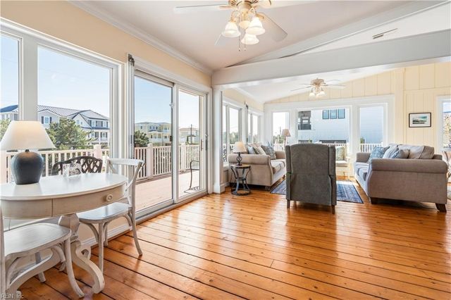 2253 Sandfiddler Rd RD, Virginia Beach, VA 23456