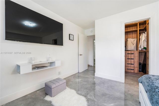 1830 NW 32nd Street, Oakland Park, FL 33309