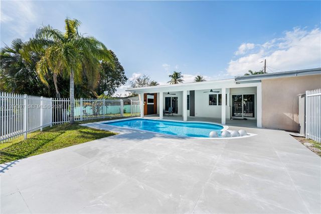 1830 NW 32nd Street, Oakland Park, FL 33309