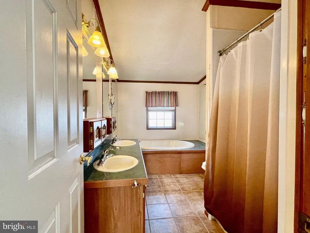 1026 APPLEVILLE RD, West Chester, PA 19380