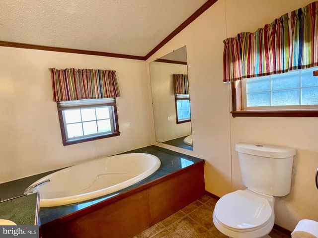 1026 APPLEVILLE RD, West Chester, PA 19380