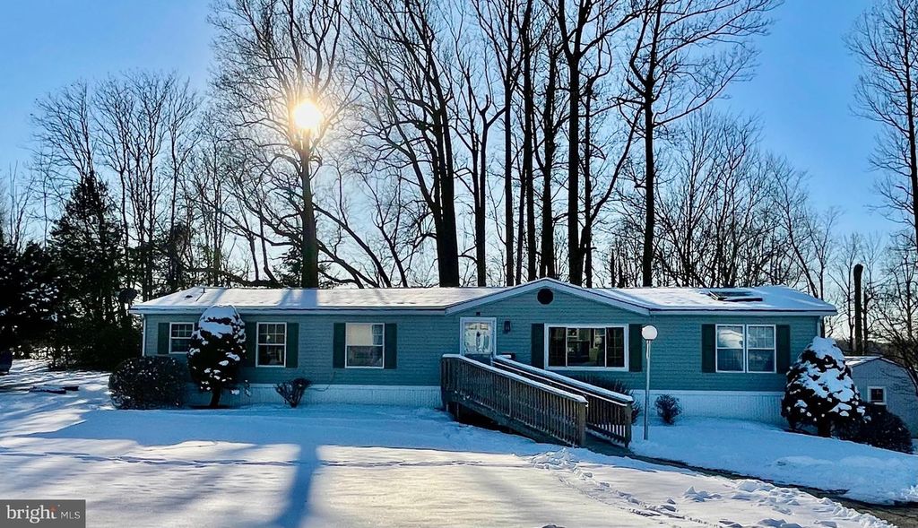 1026 APPLEVILLE RD, West Chester, PA 19380