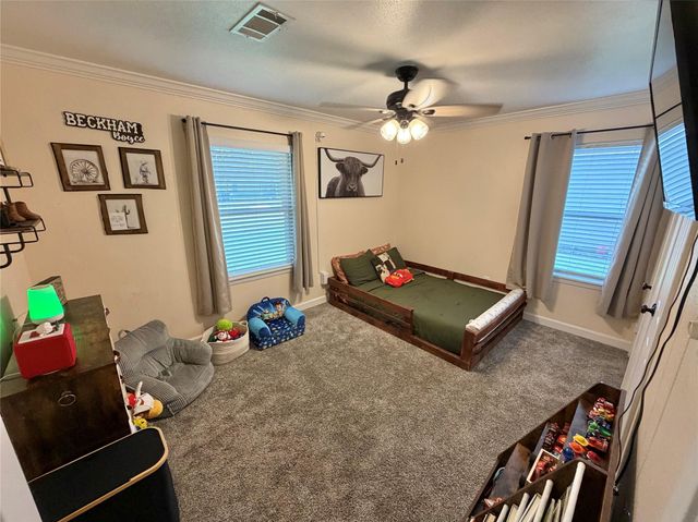 102 S Mattson Street, West Columbia, TX 77486