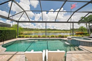 8888 Savona CT, Naples, FL 34119