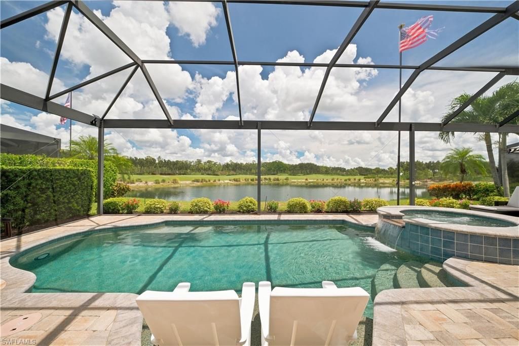 8888 Savona CT, Naples, FL 34119