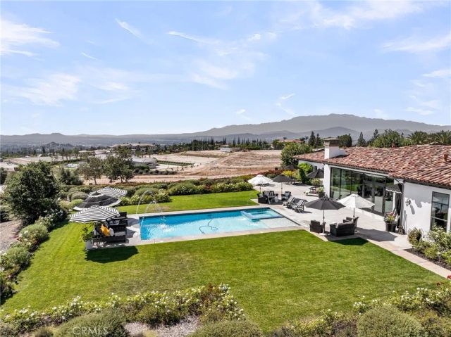 7420 Via Montecito, Riverside, CA 92506