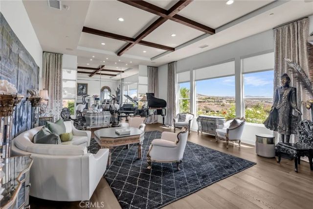 7420 Via Montecito, Riverside, CA 92506