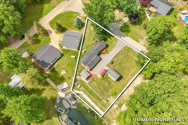 6915 Rowley Drive, Osseo, MI 49266