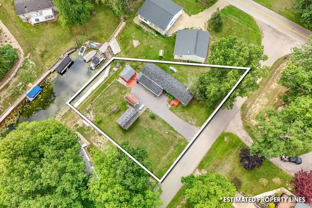 6915 Rowley Drive, Osseo, MI 49266
