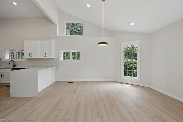 1202 Land ST, Norfolk, VA 23502