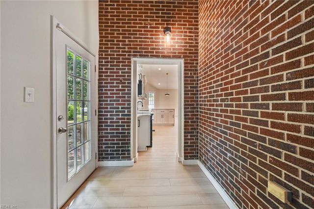 1202 Land ST, Norfolk, VA 23502