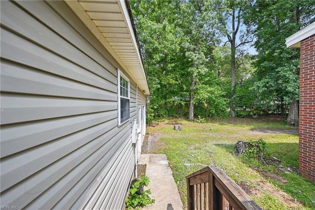 1202 Land ST, Norfolk, VA 23502