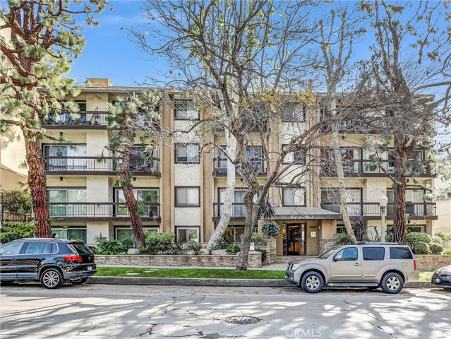 440 Veteran Avenue 102, Los Angeles, CA 90024