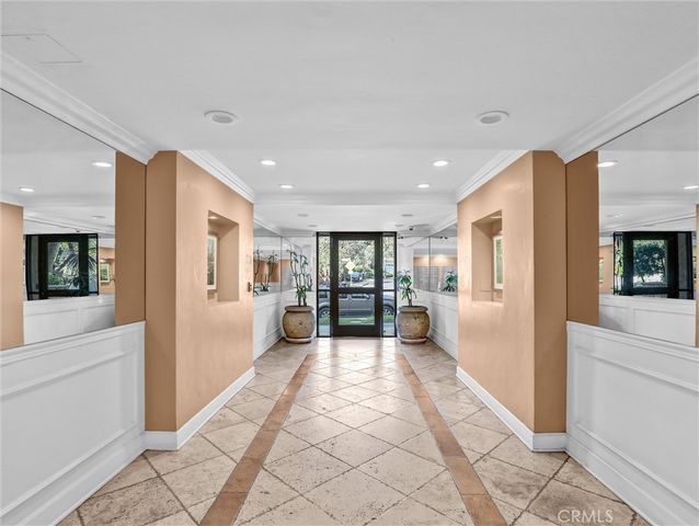 440 Veteran Avenue 102, Los Angeles, CA 90024
