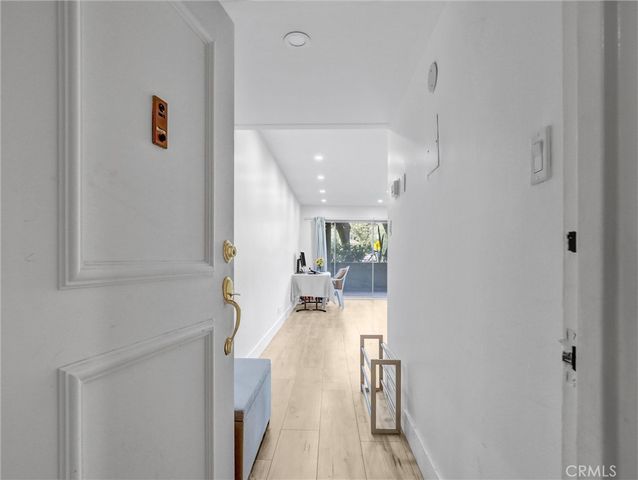 440 Veteran Avenue 102, Los Angeles, CA 90024