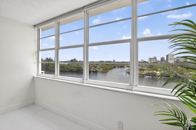 1170 N Federal Highway 501, Fort Lauderdale, FL 33304