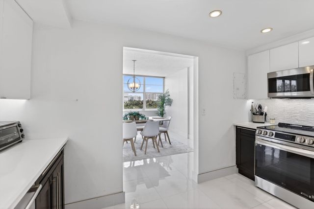 1170 N Federal Highway 501, Fort Lauderdale, FL 33304