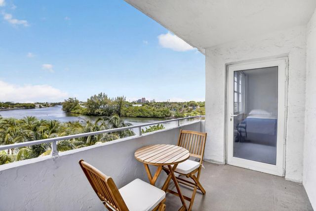 1170 N Federal Highway 501, Fort Lauderdale, FL 33304