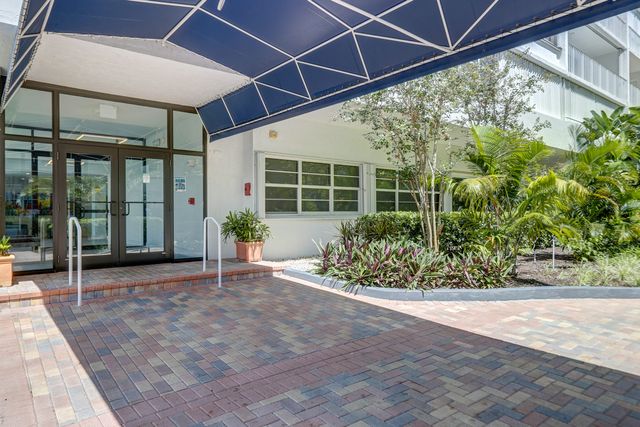 1170 N Federal Highway 501, Fort Lauderdale, FL 33304