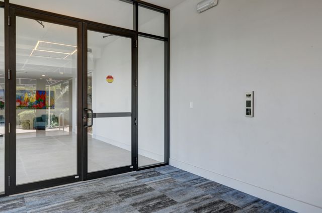 1170 N Federal Highway 501, Fort Lauderdale, FL 33304