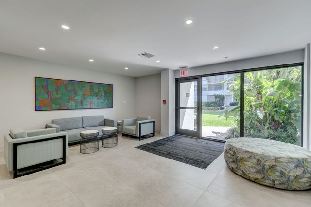 1170 N Federal Highway 501, Fort Lauderdale, FL 33304