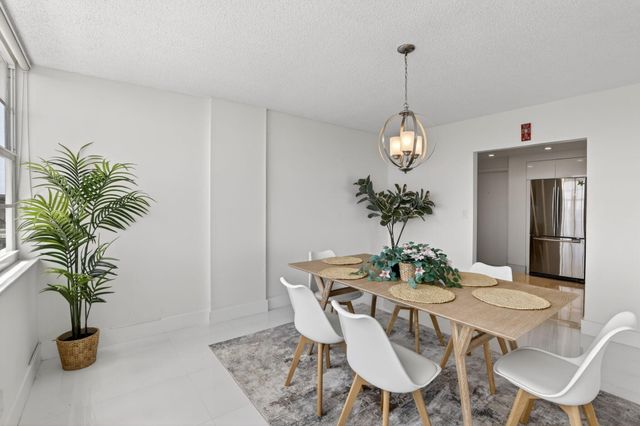 1170 N Federal Highway 501, Fort Lauderdale, FL 33304