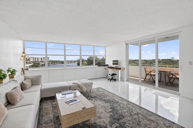 1170 N Federal Highway 501, Fort Lauderdale, FL 33304