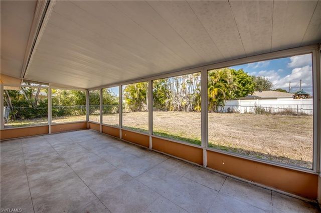 4156 Country Club BLVD SE, Cape Coral, FL 33904