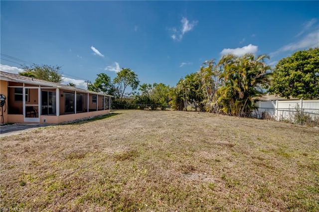 4156 Country Club BLVD SE, Cape Coral, FL 33904