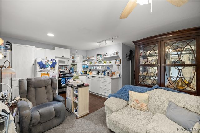 5475 SW 194th Avenue, Dunnellon, FL 34432