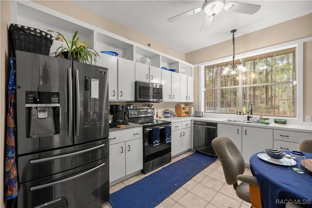 5475 SW 194th Avenue, Dunnellon, FL 34432