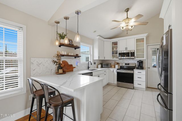 579 4th Avenue, Jonesborough, TN 37659