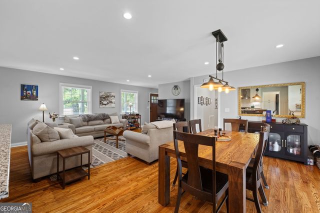 2130 Colonial Parkway Drive, Chattanooga, TN 37421