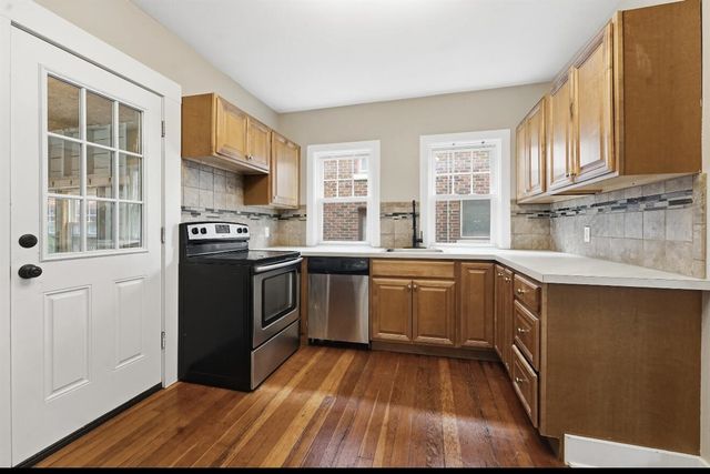 138 Burton Street, Grand Rapids, MI 49507