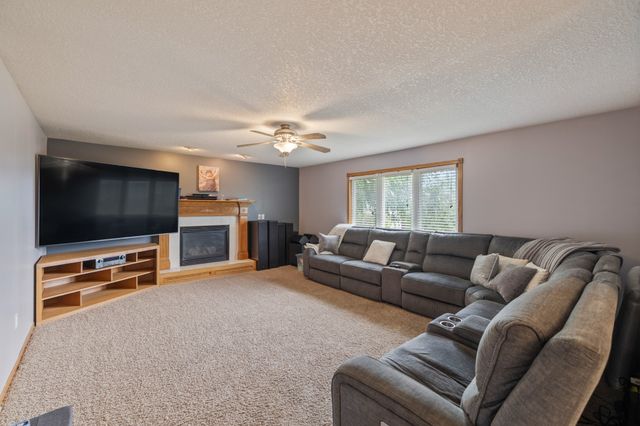 2601 NW Pleasant Street, Ankeny, IA 50023