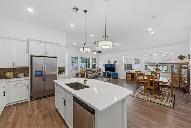 602 Jefferson DR, Kyle, TX 78640