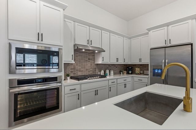 602 Jefferson DR, Kyle, TX 78640