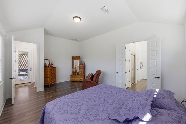 602 Jefferson DR, Kyle, TX 78640